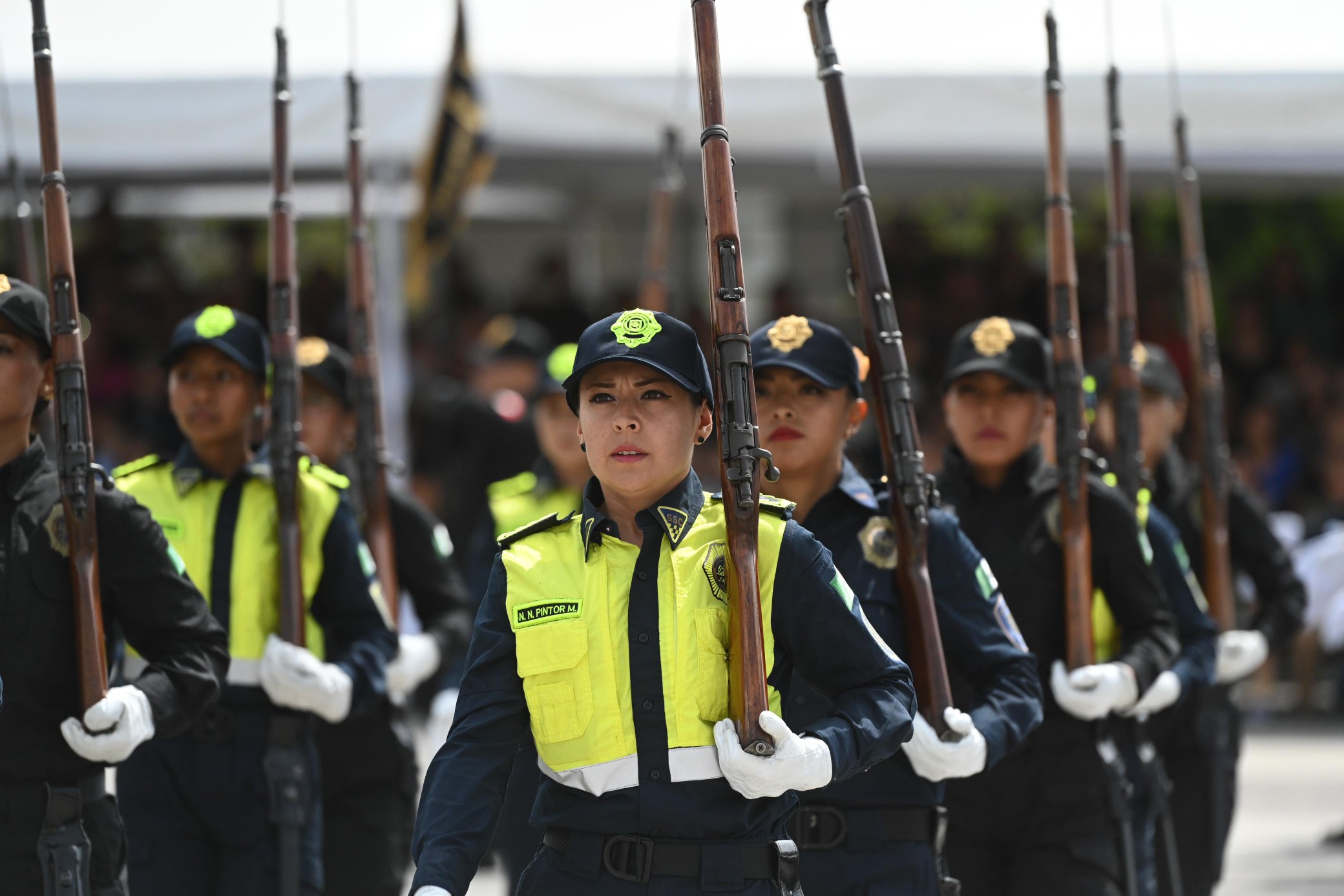 Graduación de 396 policías fortalece seguridad en la Ciudad de México