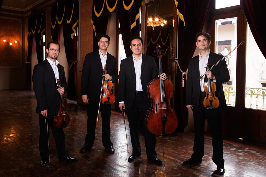 La Orquesta de Cámara de Bellas Artes Presenta “Homenajes” Bajo la Dirección de José Areán