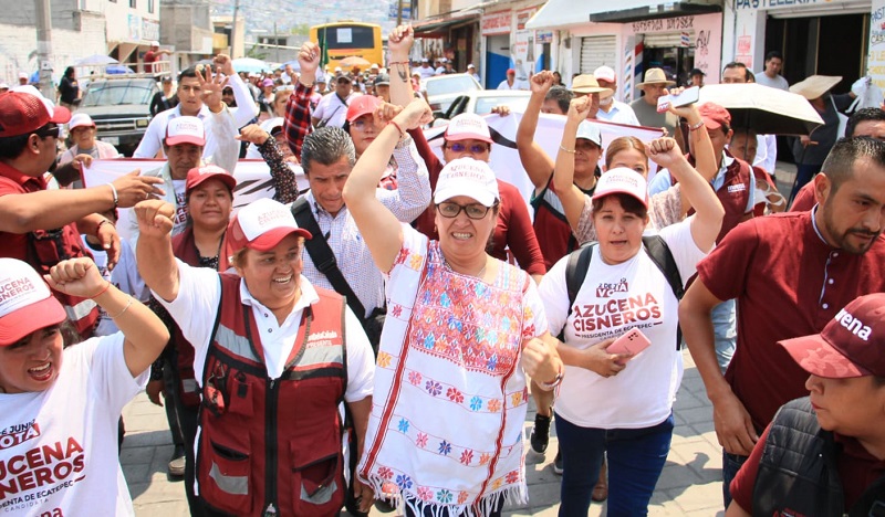 Azucena Cisneros le apuesta al territorio, se apodera de 26 colonias en una semana