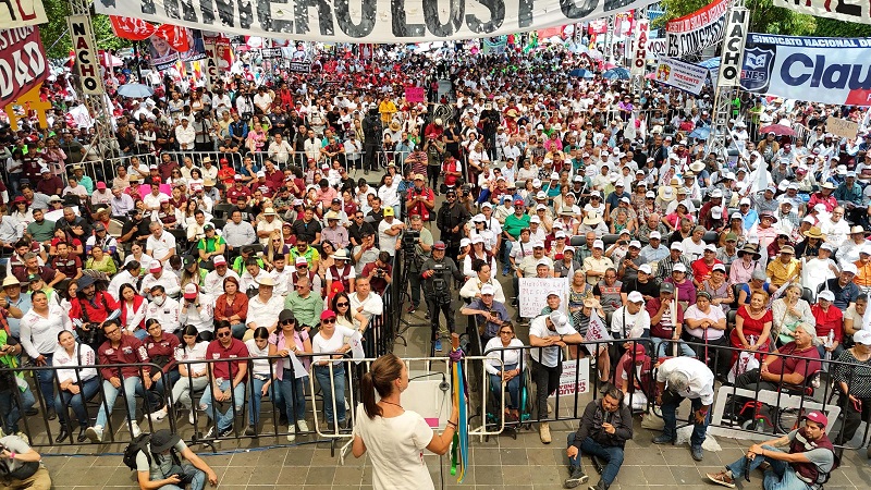 Claudia Sheinbaum reafirma su compromiso con la movilidad y el medio ambiente al proyectar nuevas carreteras y recuperación de los bosques en Michoacán