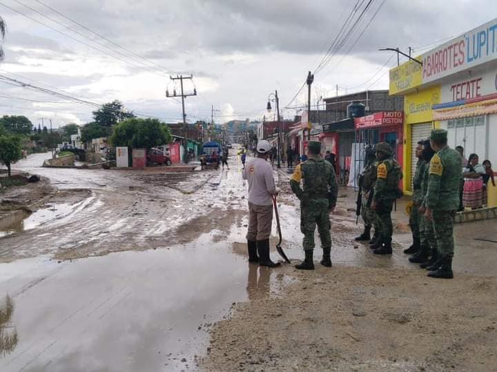 Canal 'El Cedro' se desborda e inunda viviendas en Comitán de Domínguez, Chiapas