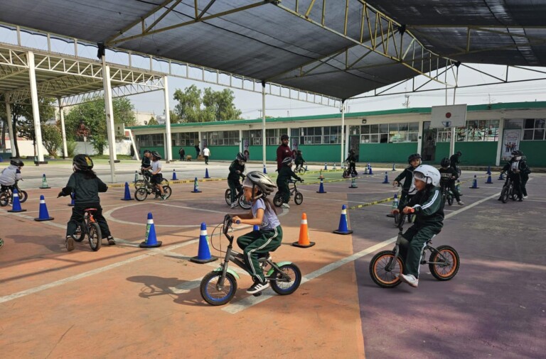 Promueven uso de la bicicleta en planteles educativos de CDMX