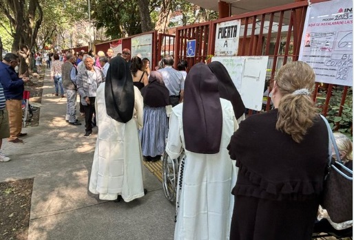 CIRCUITO  CERRADO: Una Jornada tranquila y con gran votación