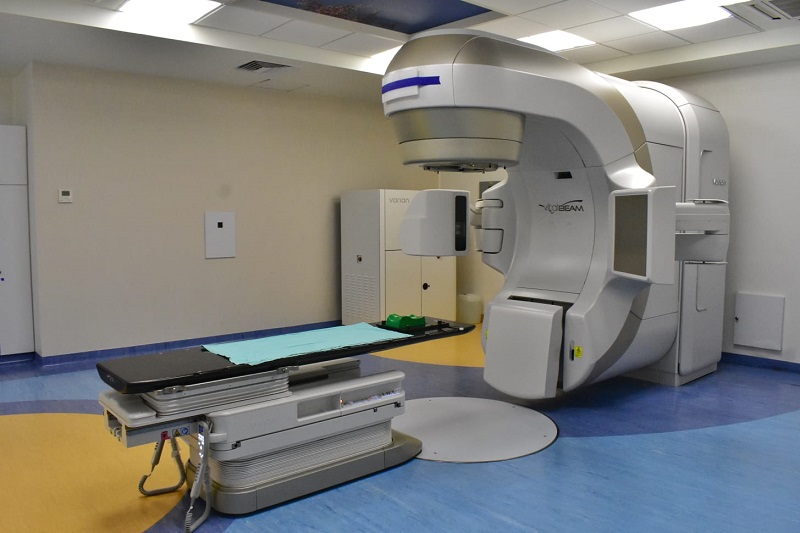 INCan cuenta con nuevo equipo de radioterapia para atender mil 800 pacientes mensuales