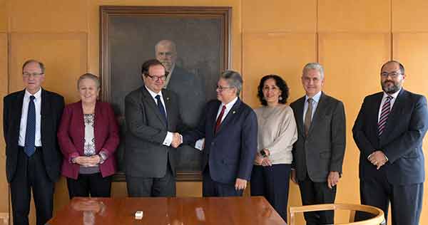 Da posesión el Rector a Hugo Casanova, como coordinador de Reforma Institucional y Prospectiva Universitaria