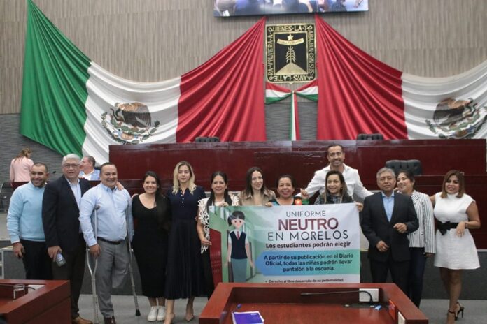 Congreso de Morelos aprueba el uso de uniforme escolar neutro