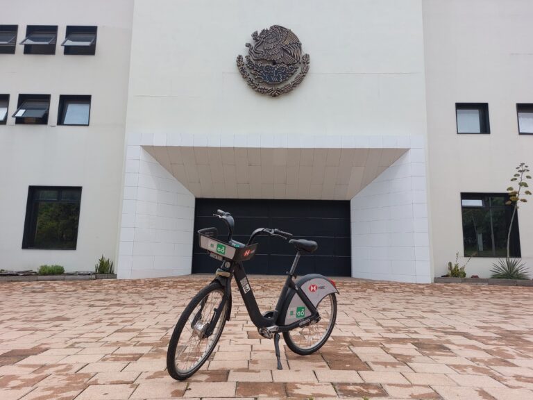 Instalan nuevas cicloestaciones ECOBICI en Los Pinos para fomentar el uso de la bicicleta en la CDMX