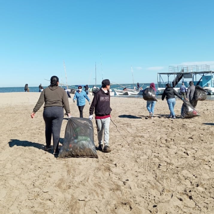 Recolectan más de media tonelada de basura en la Isla de Altamura