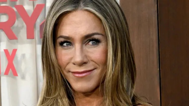 Jennifer Aniston critica al ‘vicepresidente’ de Trump, quien dice que el país no puede estar en manos de quien no tiene hijos