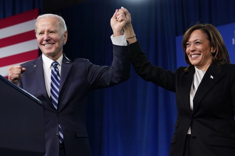 Kamala Harris se perfila para sustituir a Biden como candidata presidencial