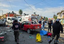 Camioneta con pirotecnia explota en Tepetlixpa; reportan un muerto