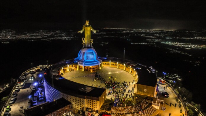 Cristo Rey de Guanajuato tiene nuevo sistema de iluminación