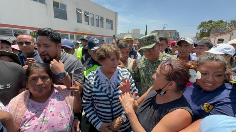 Delfina Gómez se reúne con afectados por inundaciones en Chalco