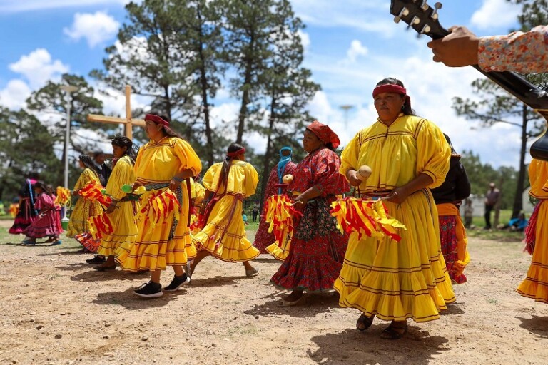 La Secretaría de Pueblos y Comunidades conmemora el Día Internacional de los Pueblos Indígenas en Ciénega de Norogachi