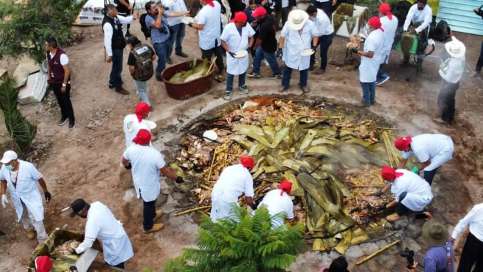 Hidalgo rompe récord con la barbacoa más grande del mundo