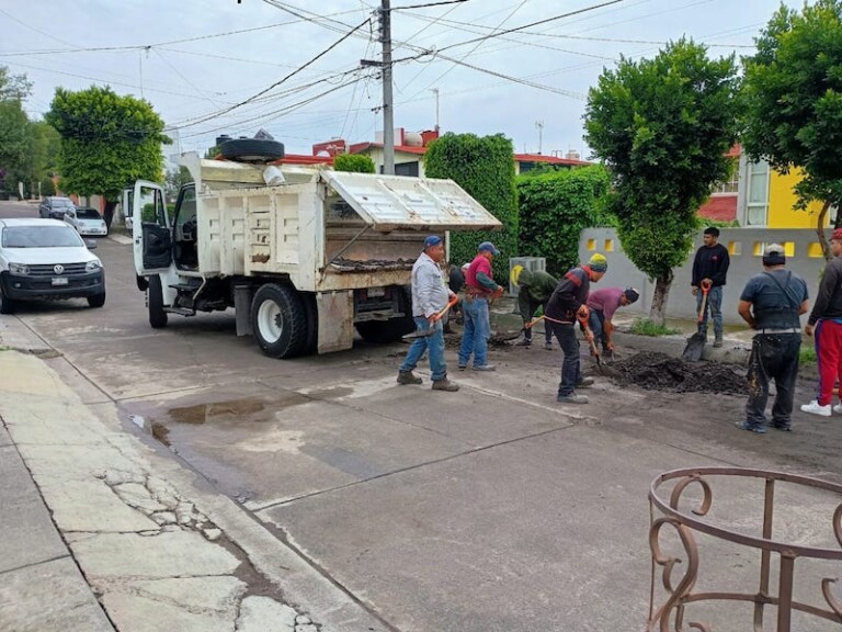 Lleva OAPAS 90% de adelanto del programa permanente de desazolve de drenaje y alcantarillas