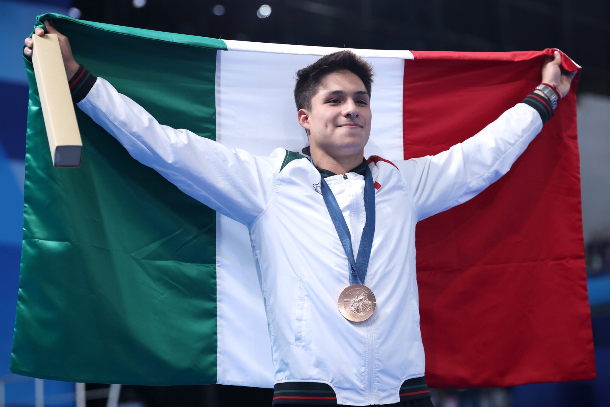 Sedena felicita a Osmar Olvera por su medalla de bronce en París 2024