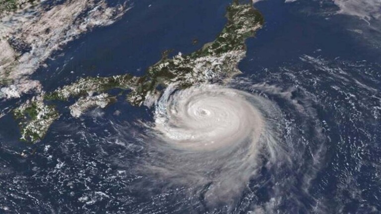 Japón emite orden de evacuación ante tifón Shanshan