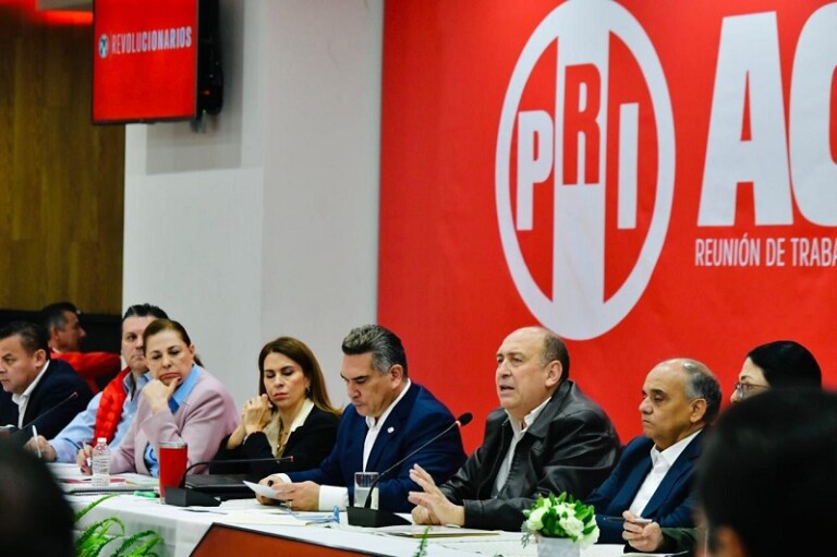 Rubén Moreira, coordinador del Grupo Parlamentario del PRI en la Cámara de Diputados para la LXVI Legislatura