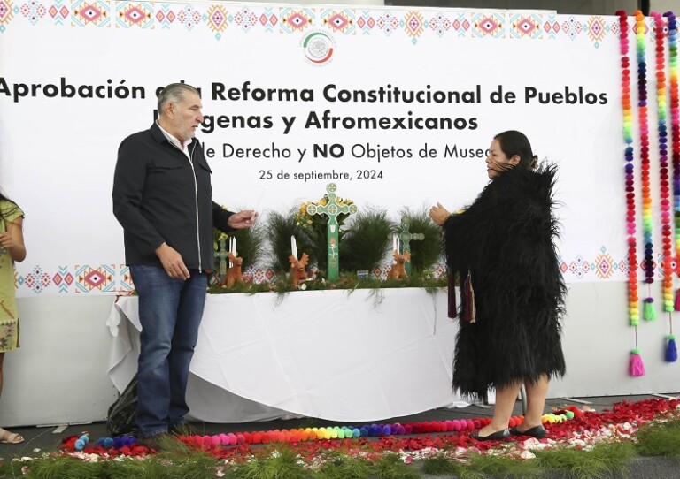 Celebra Adán Augusto López Hernández aval de reforma que garantiza derechos de pueblos originarios