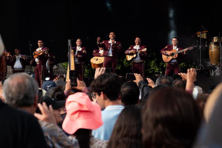 Celebra la Ciudad de México el Festival “Zócalo, Lindo y Querido” con Maratón de Mariachis