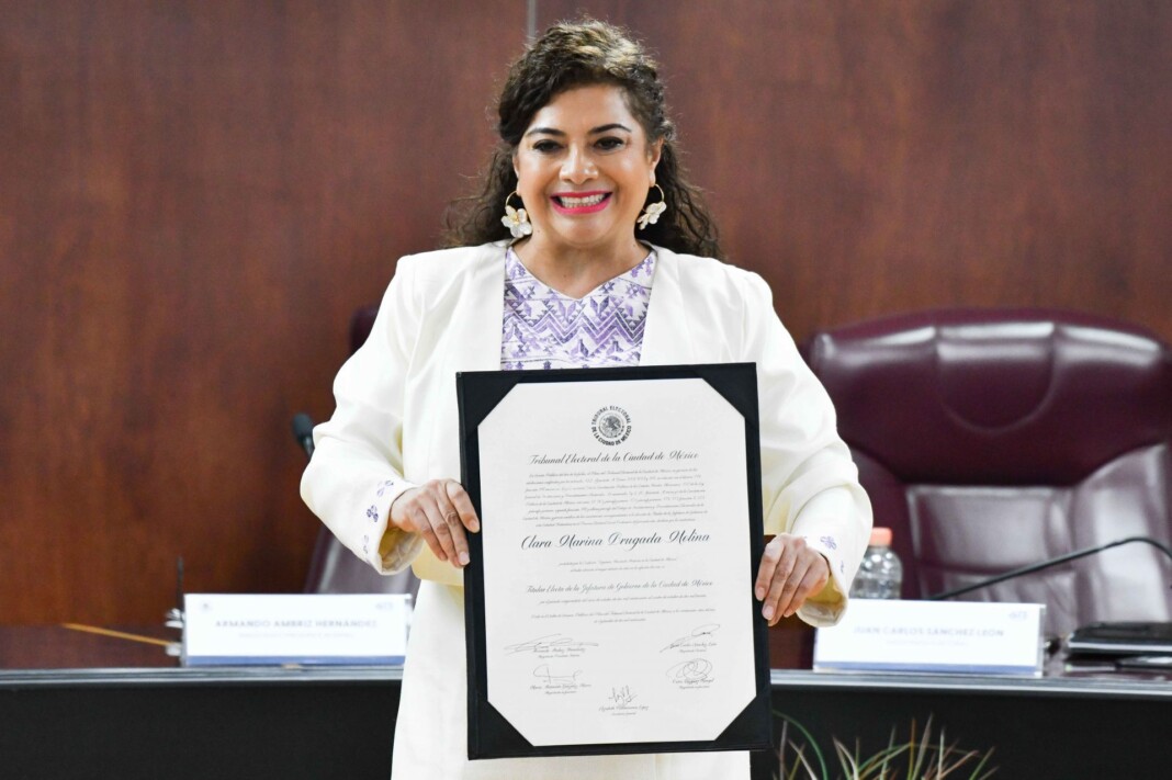 Clara Brugada recibe constancia de validez de elección a la Jefatura de Gobierno