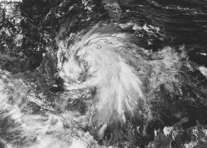 Emiten ‘Alerta Amarilla‘ para 4 municipios de Quintana Roo por avance de ‘Helene‘