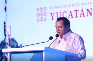 'Huacho' Diaz presenta su Plan Renacimiento Maya en convención empresarial