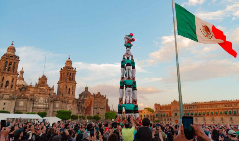 Los Castellers de Cataluña llegan a la Ciudad de México con la exposición “Tocando el cielo de México”