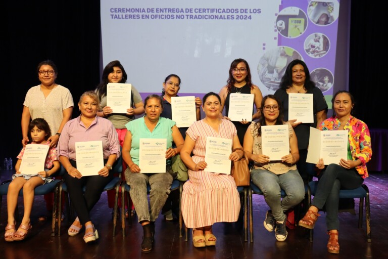 Yucatán impulsa la autonomía económica de mujeres a través de oficios no tradicionales