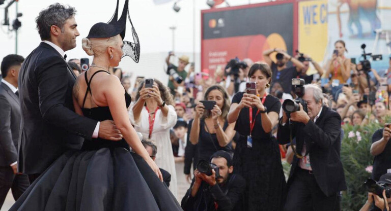 Lady Gaga y Joaquin Phoenix reciben ovación de 11 minutos en Venecia por estreno de ‘Joker 2’