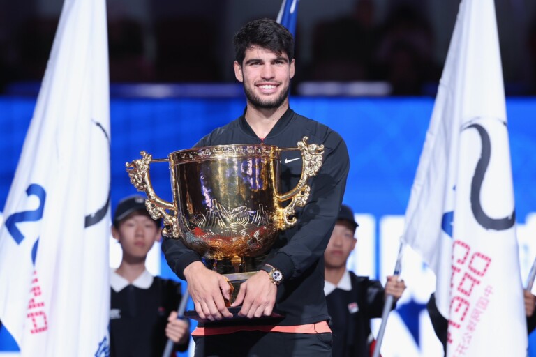 Carlos Alcaraz brilla en Pekín y se prepara para el Rolex Shanghai Masters