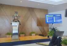 Cecilia Patrón presenta su estrategia para el combate a la pobreza en Mérida