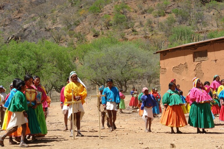 Los rarámuris y la celebración del Día de Muertos en la Sierra Tarahumara