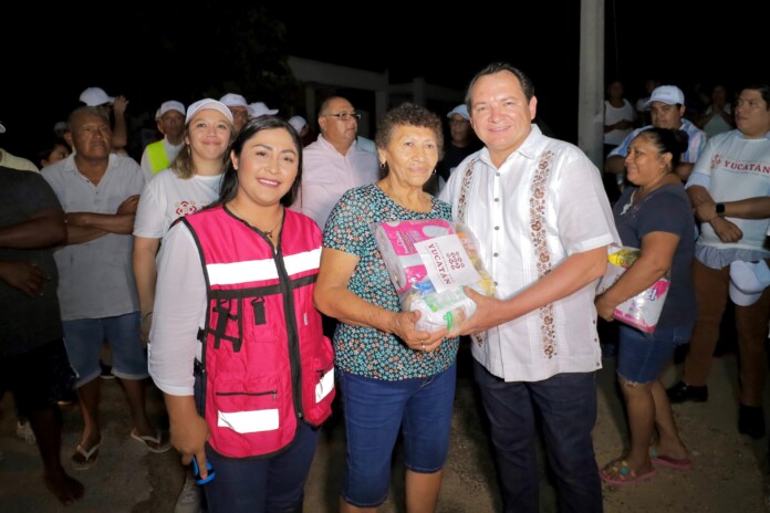 Gobierno de Yucatán pide seguir apoyando a las familias afectadas por ‘Milton’