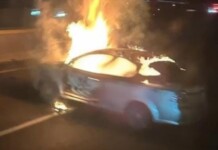 Hallan tres cuerpos dentro de auto incendiado en la autopista México-Puebla