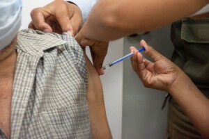 Ponen en marcha campaña de vacunación contra la influenza en Yucatán