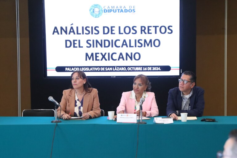 Presenta Margarita García la segunda sesión del curso sobre “Análisis de los retos del sindicalismo mexicano”