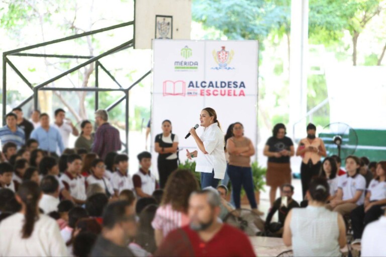 Con las y los jóvenes, Mérida es mejor: Cecilia Patrón