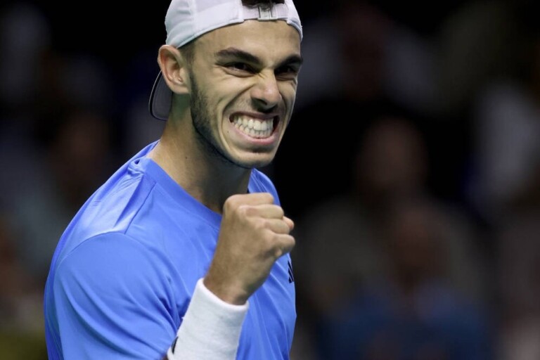 Francisco Cerúndolo da el primer golpe de la serie en Copa Davis y deja a Argentina a un paso de las semifinales