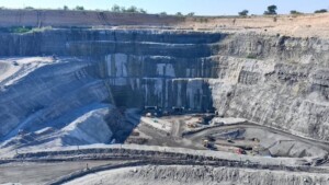 Hallan contenedores robados a minera Peñasquito; estaban vacíos en Durango