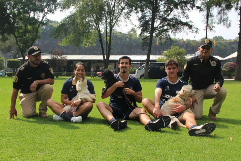 Jugadores de Pumas y la Brigada de Vigilancia Animal se unen en campaña de adopción