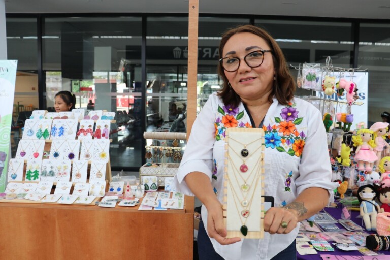 Alistan la Gran Feria Navideña en la Plaza Grande de Mérida