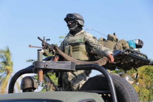 Arriban a Sinaloa otros 300 elementos del Ejército para reforzar la seguridad