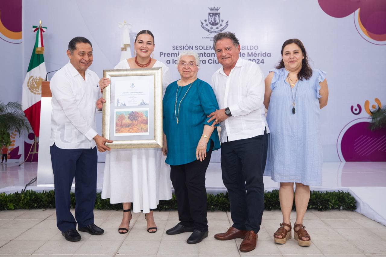 Ayuntamiento de Mérida entrega el Premio a la Cultura Ciudadana 2024