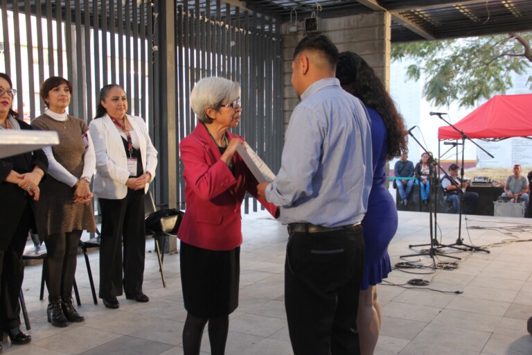 Celebra Registro Civil matrimonio colectivo para 196 parejas en Arcos de Belén