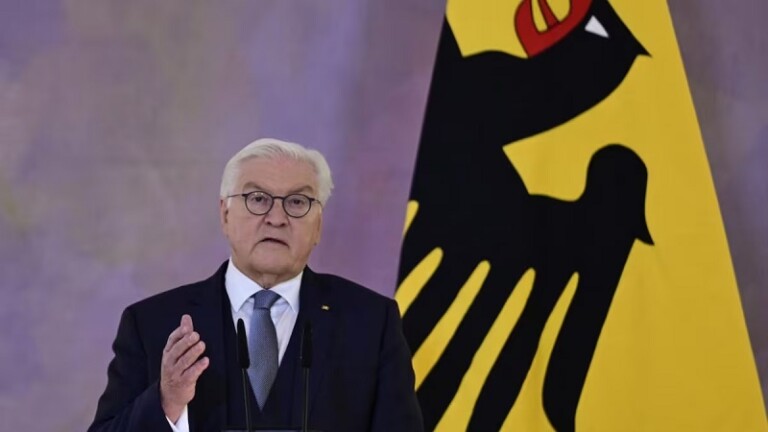 Presidente Frank Walter-Steinmeier disuelve el parlamento alemán y pide adelantar elecciones 2025