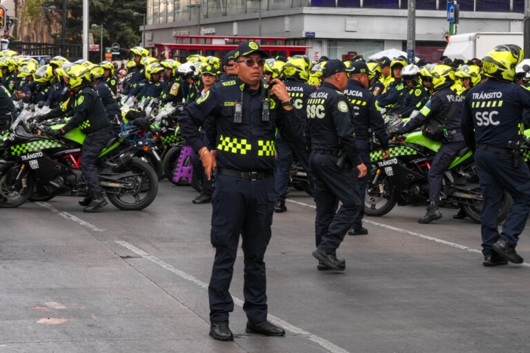 Garantizan libre tránsito en el Centro Histórico con diálogo y sin represión