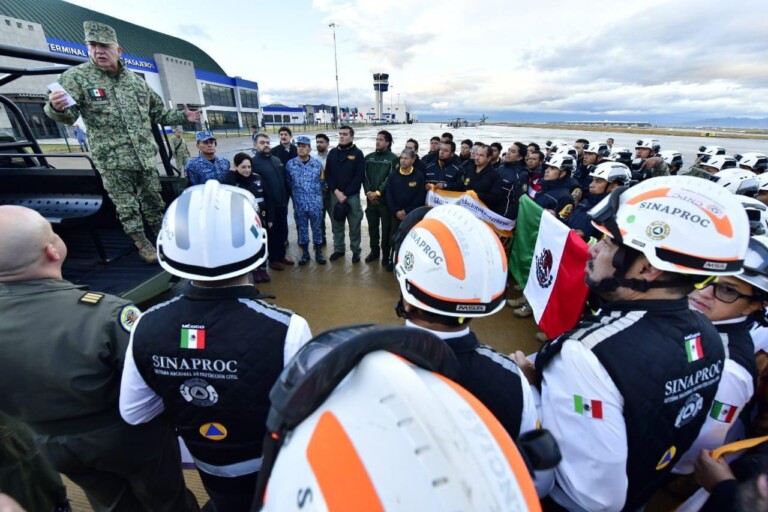 Coordinación Nacional de Protección Civil y Defensa. Ayuda humanitaria para California, Estados Unidos. (Cuenta X: @CNPC_MX).