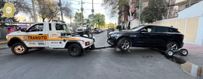 Camioneta con reporte de robo era exhibida en el Museo del Automóvil